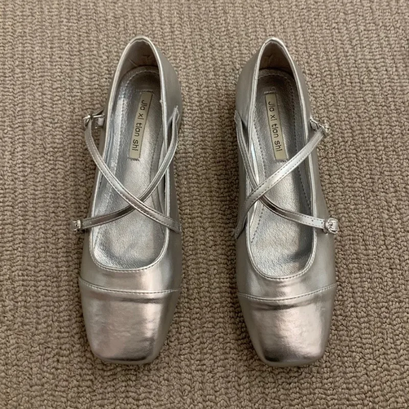 Zapatos Mary Jane - lateral