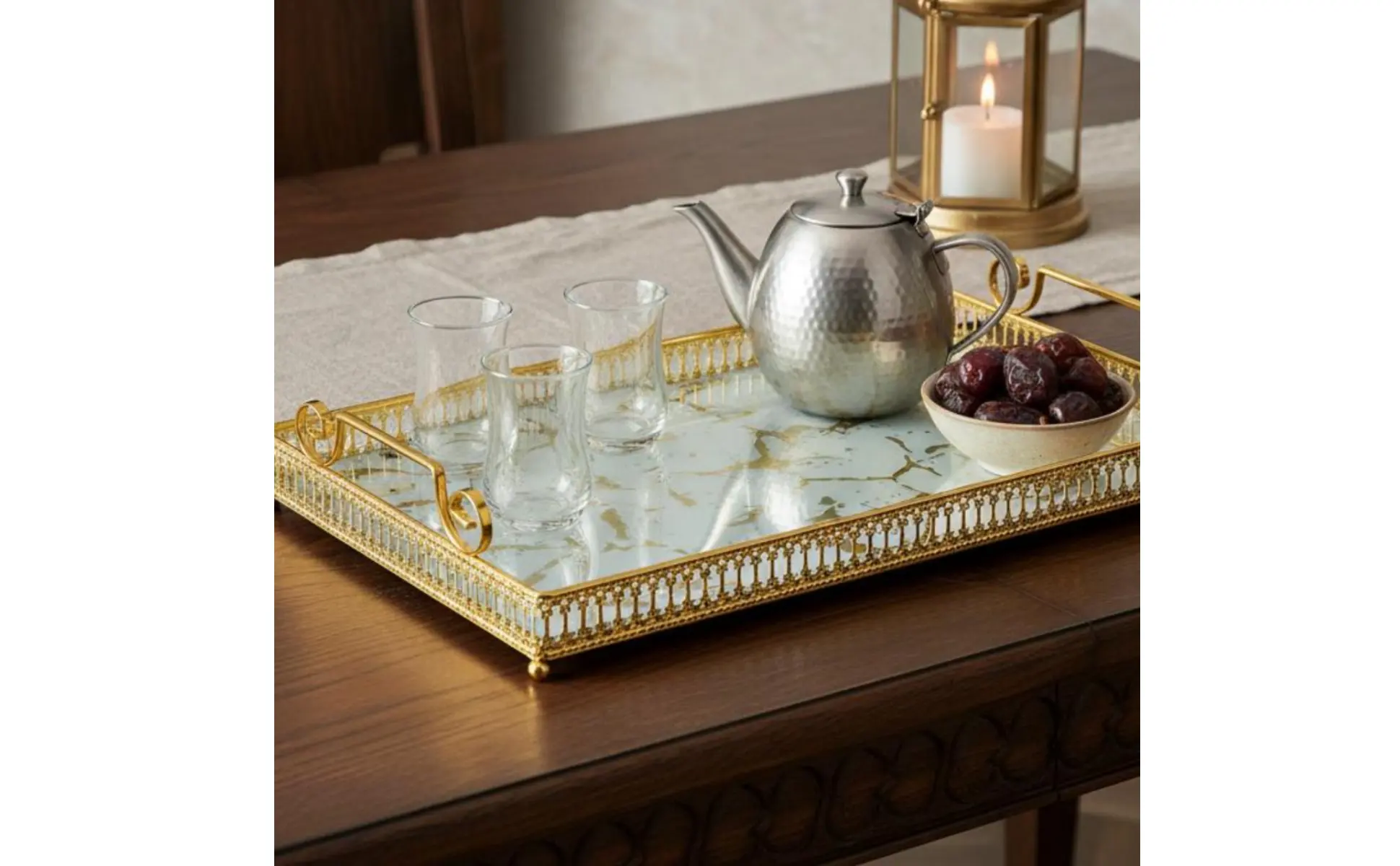 2 Pieces Rectangular Gold Tray Openwork Border Gold Rectangle Tray Serveware Luxury Design Easy to Display for Party
