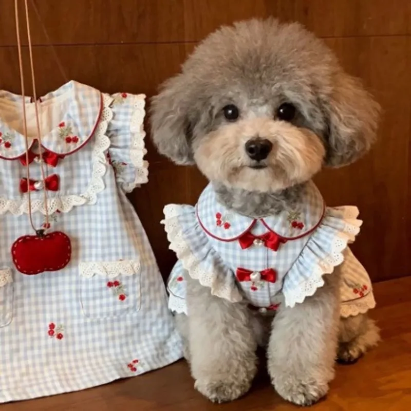 Camiseta sin mangas con cuello bordado para gatos y perros - imagen 2