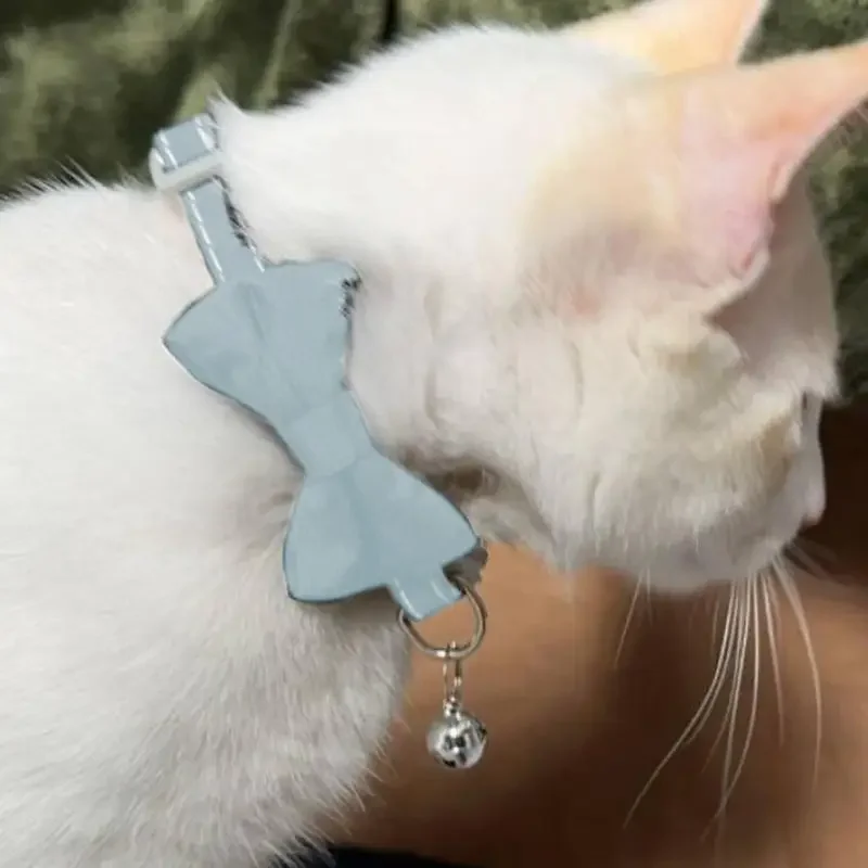 Collar para gato con cascabel y lazo terciopelo ajustable para perro - imagen 2