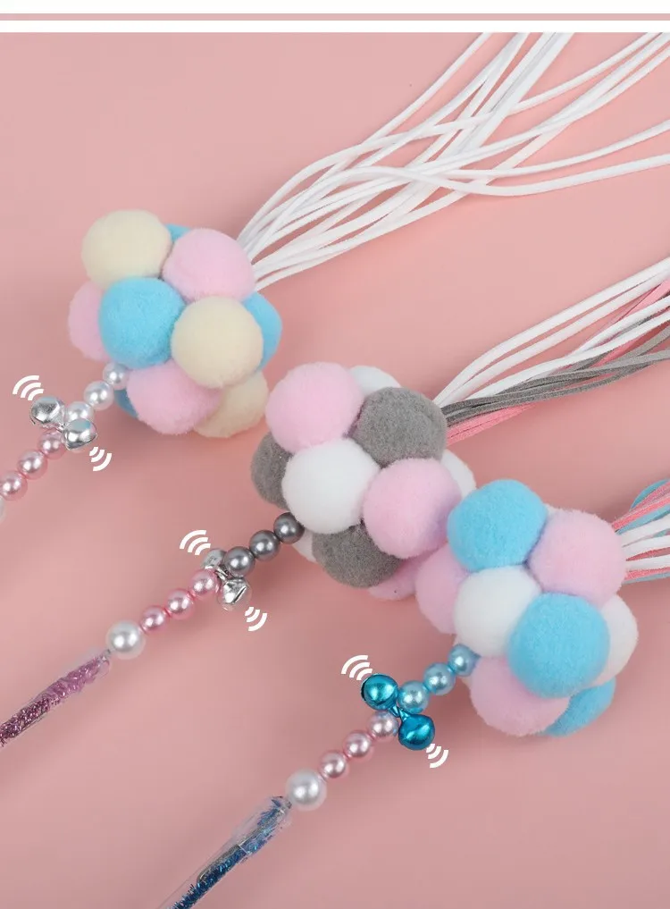 Bola de lana con borla y campana para gatos