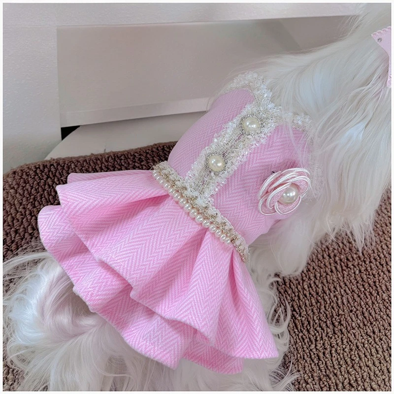 Vestido rosa de flores para perros y gatos – de felpa cálida - imagen 5