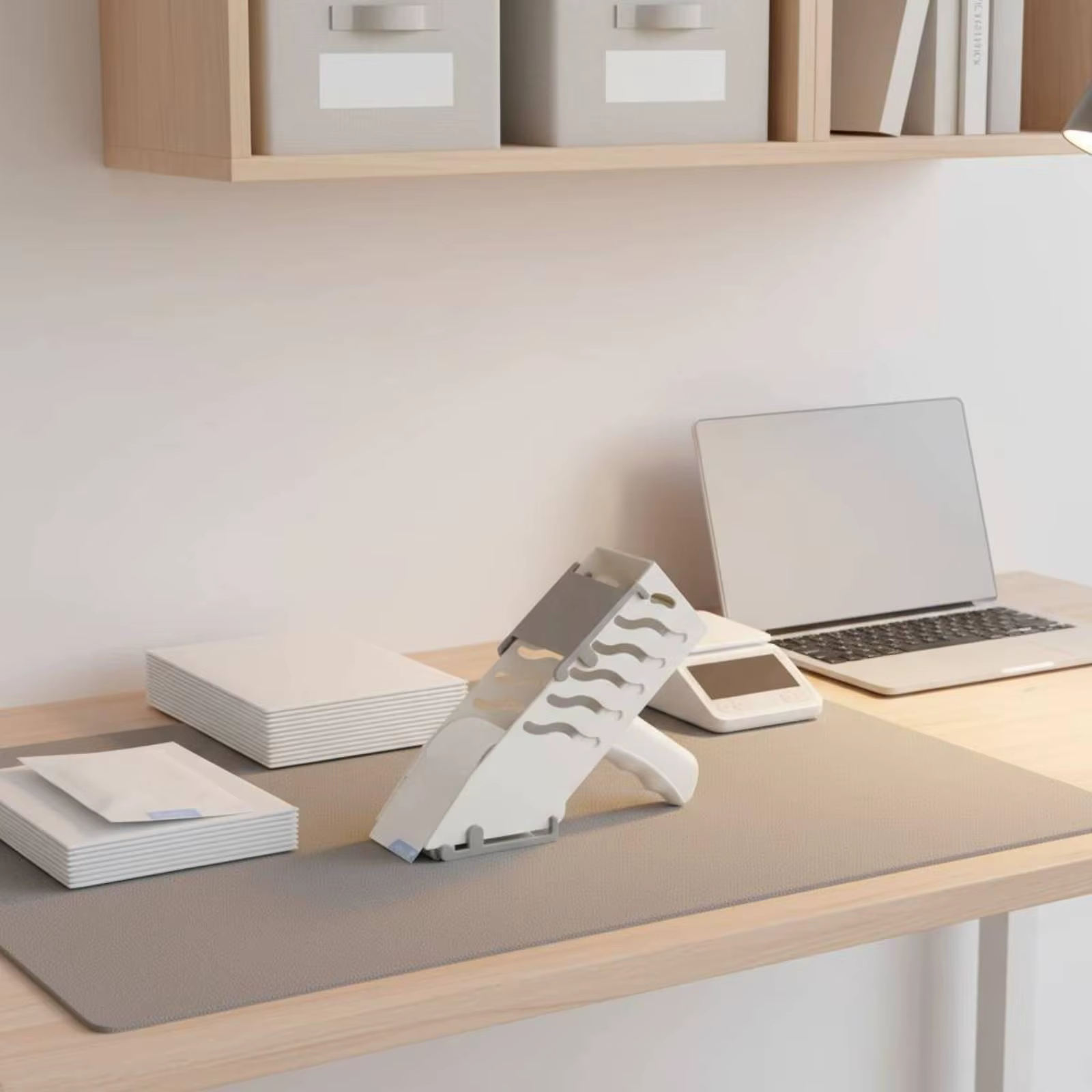 Dispensador de Etiquetas de Envío – Pegador Ergonómico para Paquetes