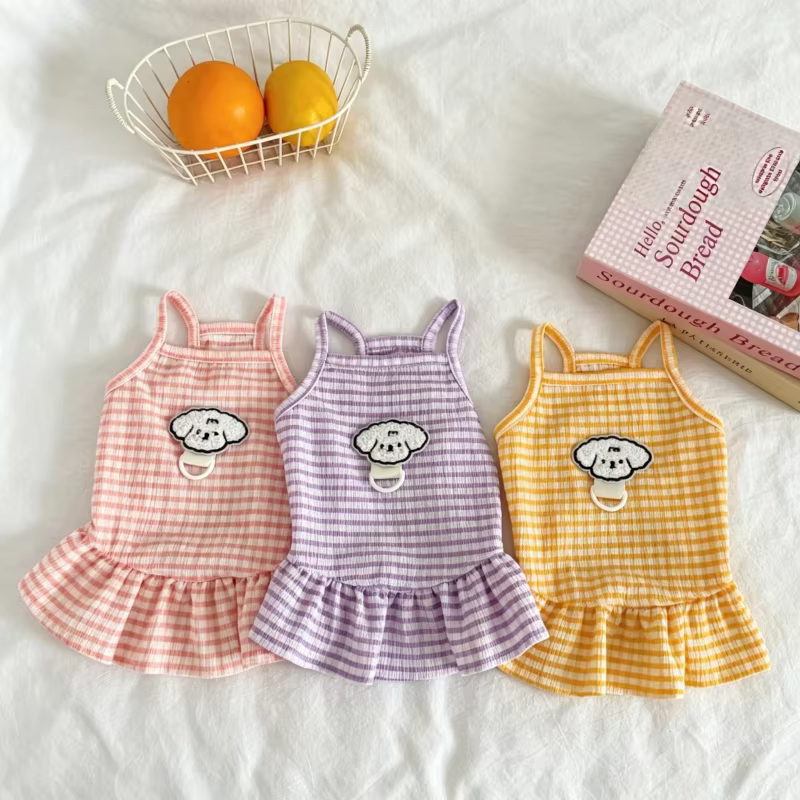 Vestido a cuadros de verano con volantes para perros y gatos - imagen 2