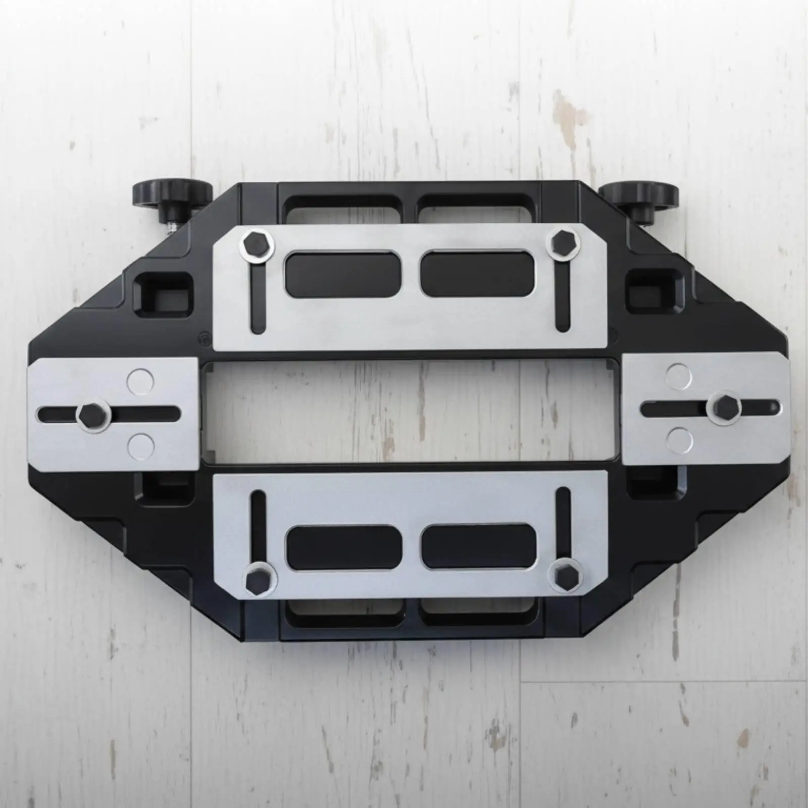 Plantilla Ajustable para Bisagras de Puerta – Guía Precisa para Ranurado - imagen 5
