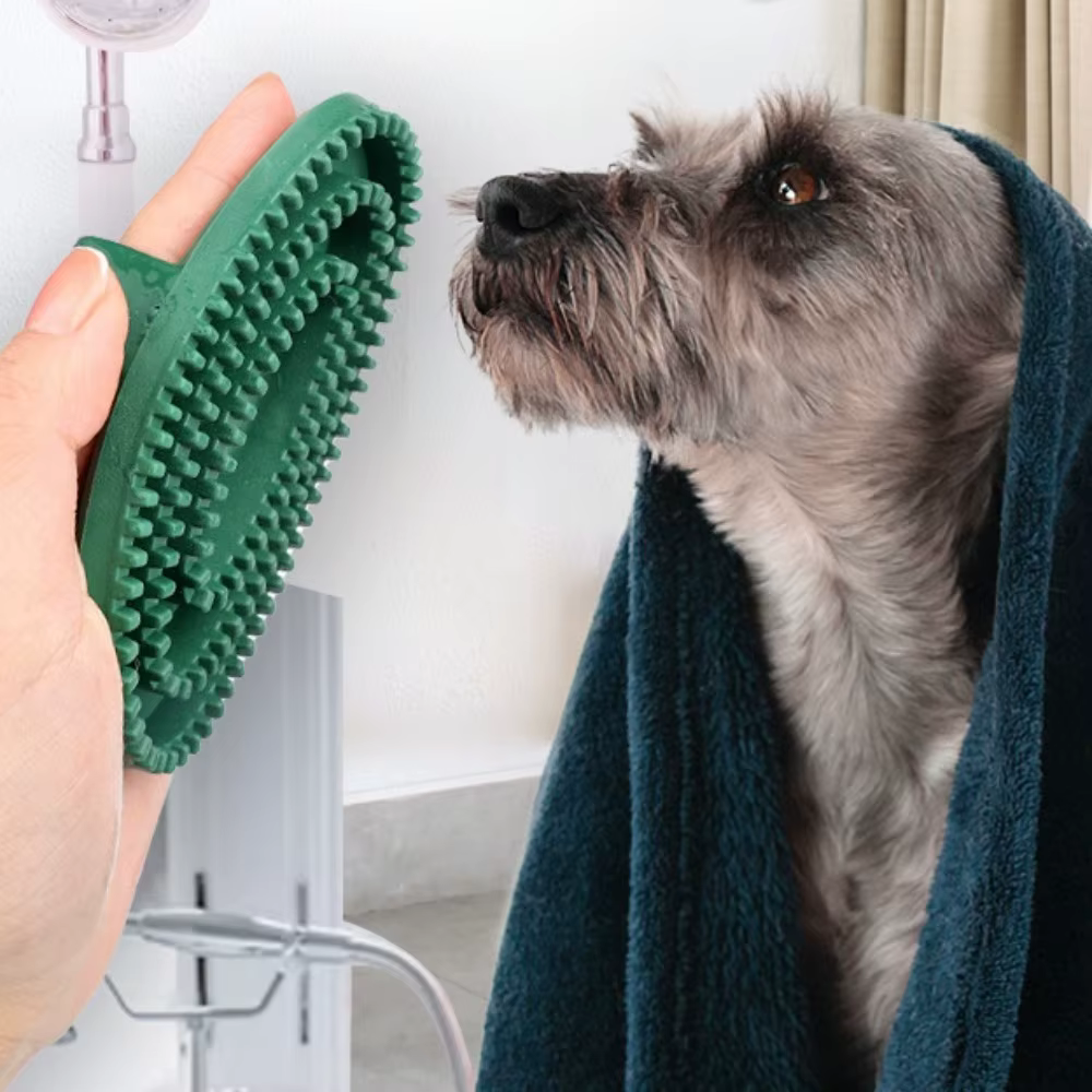 Cepillo Silicona 2 en 1 para Gatos y Perros – Baño, Masaje y Quitapelos - imagen 4