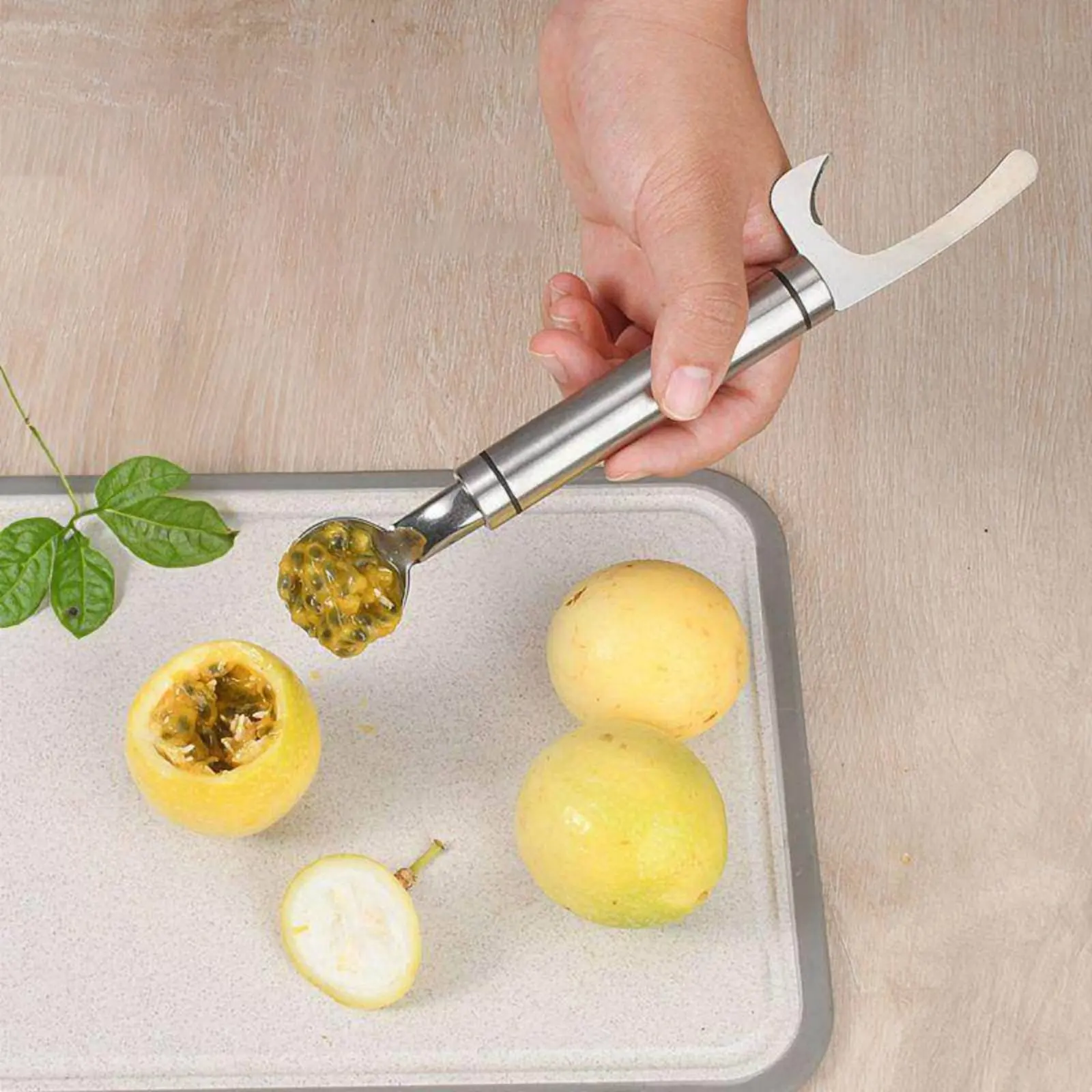 Cortador de frutas exóticas con cuchara, para gatos y perros - imagen 4