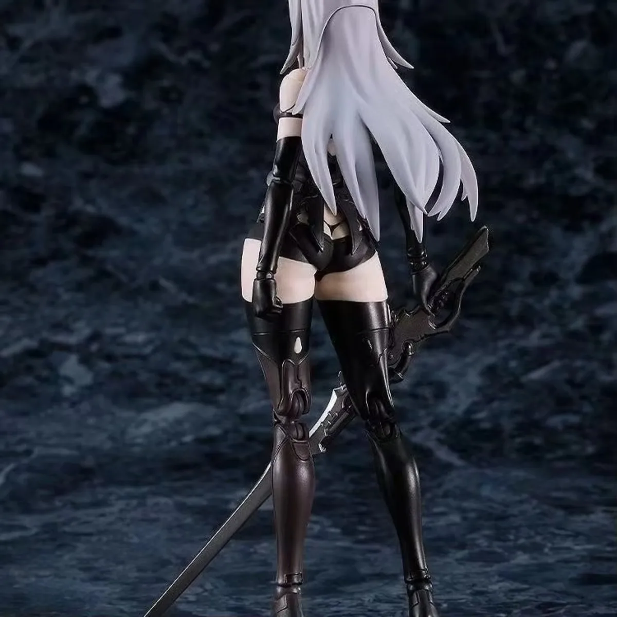 Figura articulada A2 de NieR:Automata para coleccionistas - imagen 5