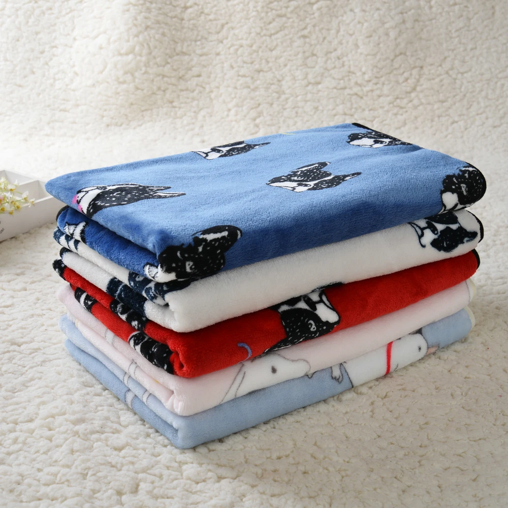 Manta Holapet beige en cama de cachorro