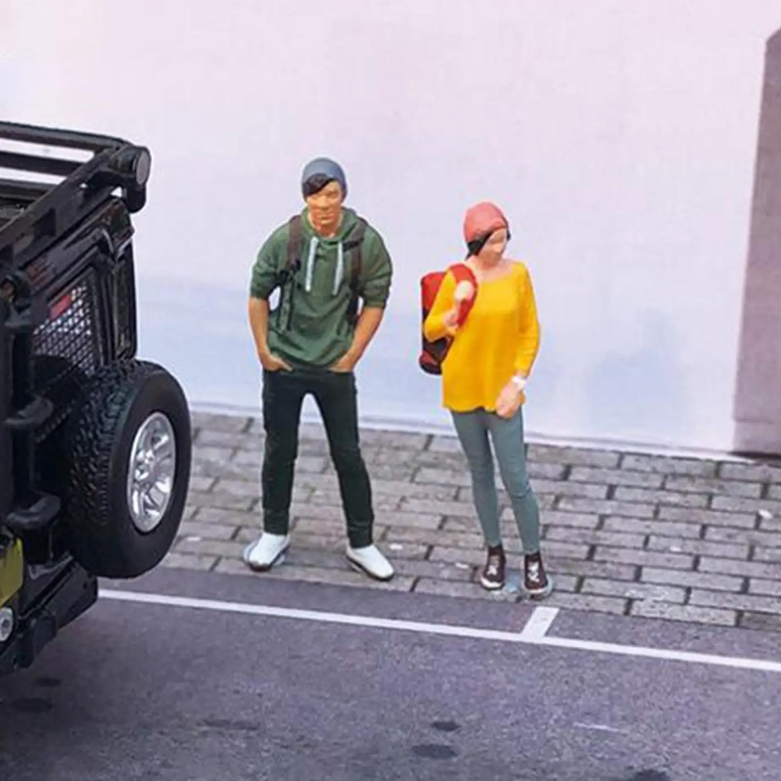 Figuras Miniatura 1:64 para Dioramas – Muñecas de Resina sin Pintar - imagen 4