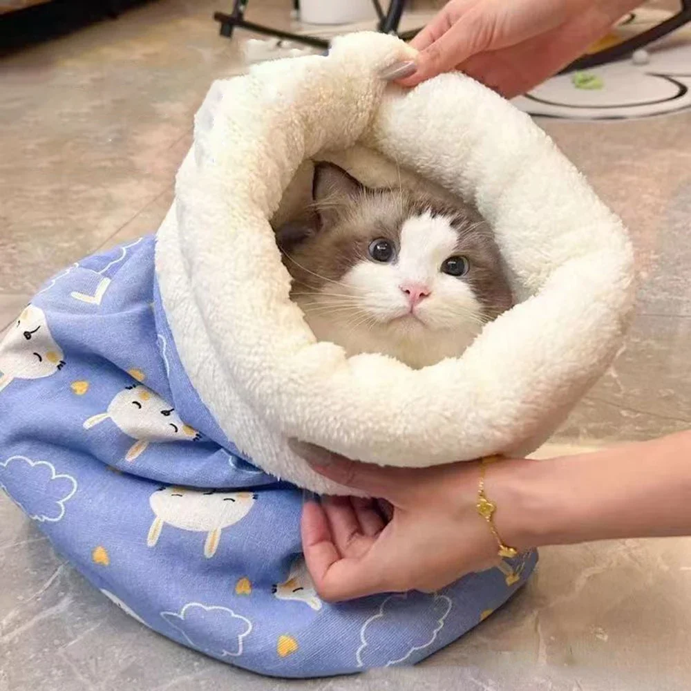 Saco de dormir para gatos azul esponjoso