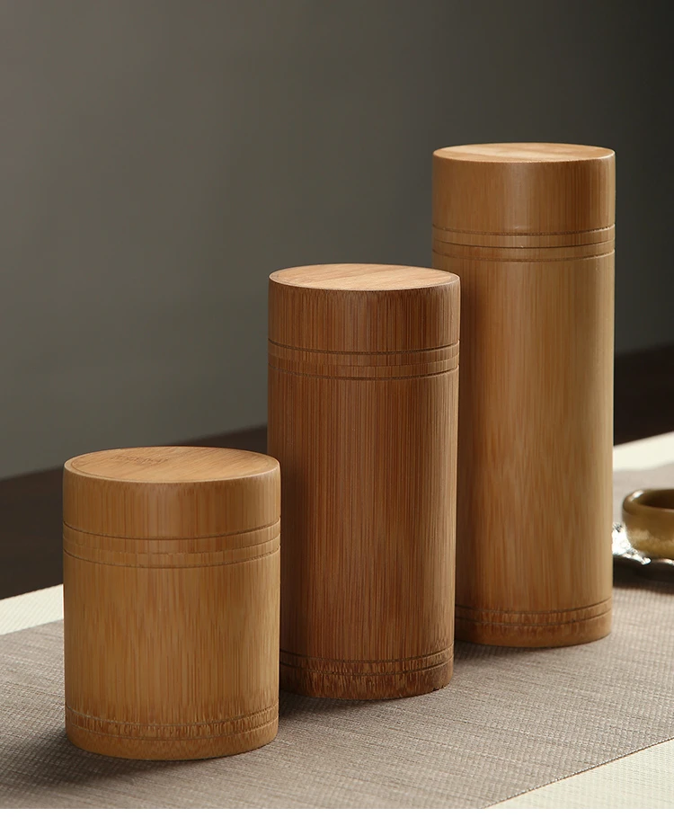 Detalle de grabado en urna