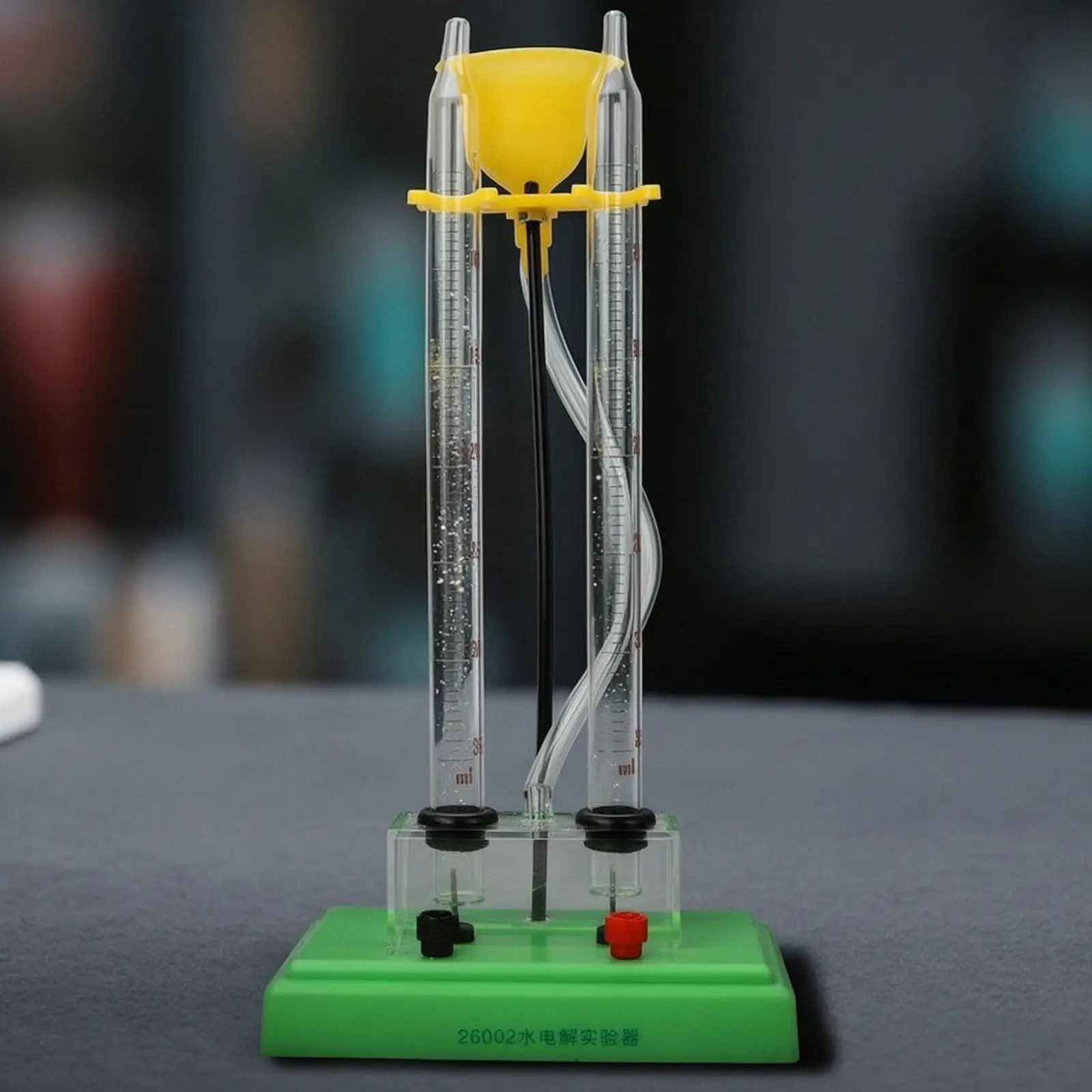 Aparato de Electrólisis del Agua con Tubos Graduados para Observar Fácilmente el Agua - imagen 3