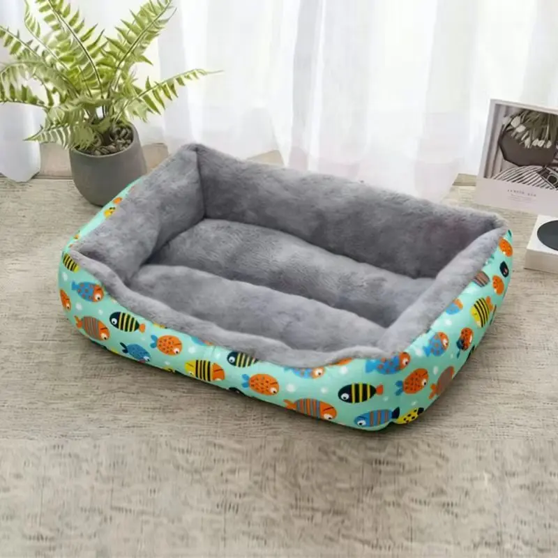 Cama para mascotas con estampado de peces vista frontal
