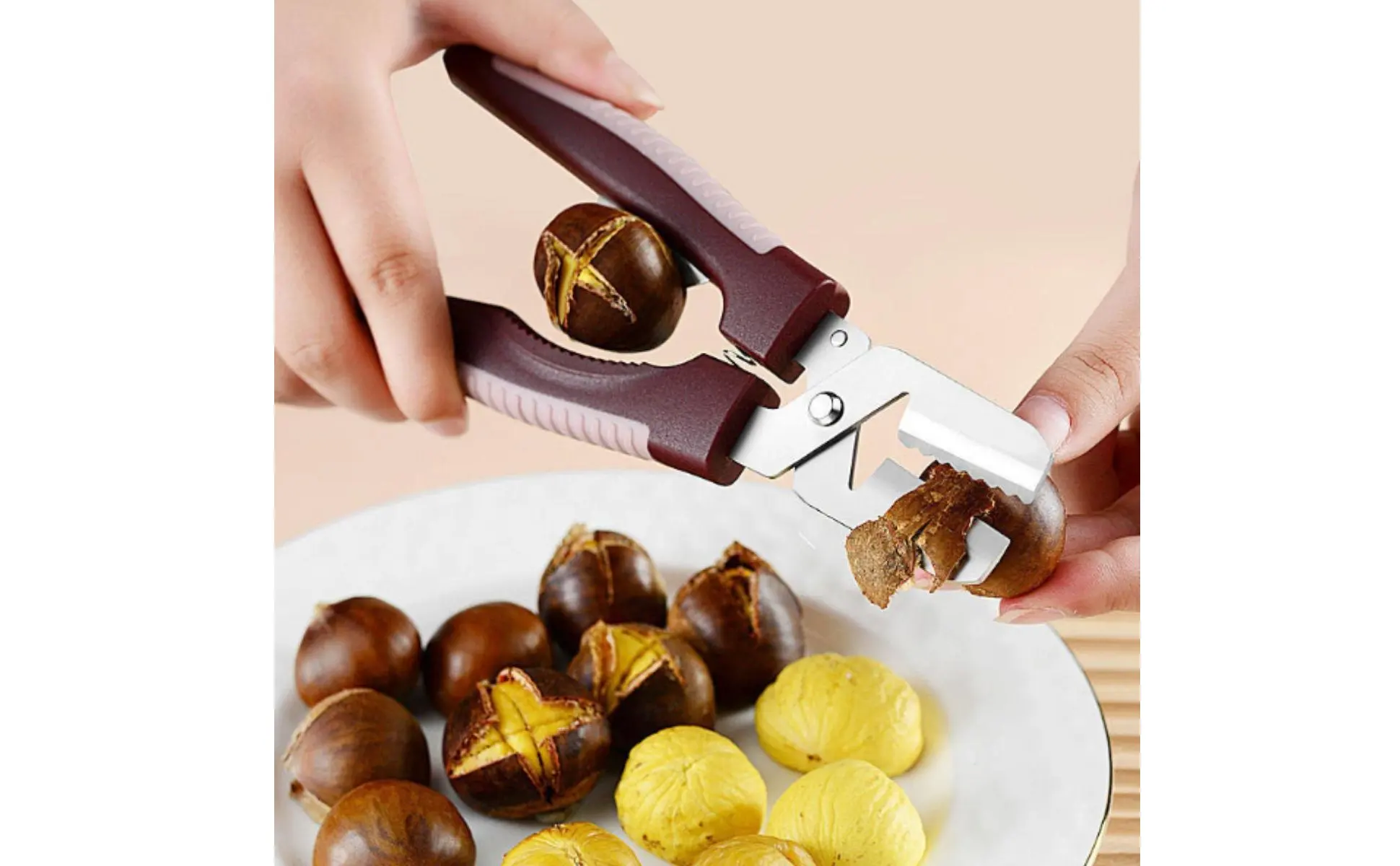 Utensilio de preparación alimentaria ergonómico