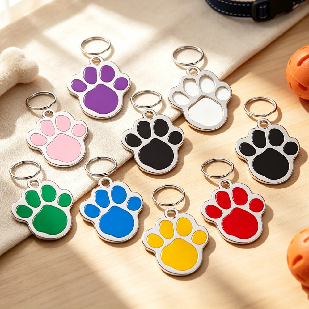 Etiqueta de identificación para mascotas con diseño de huella de pata