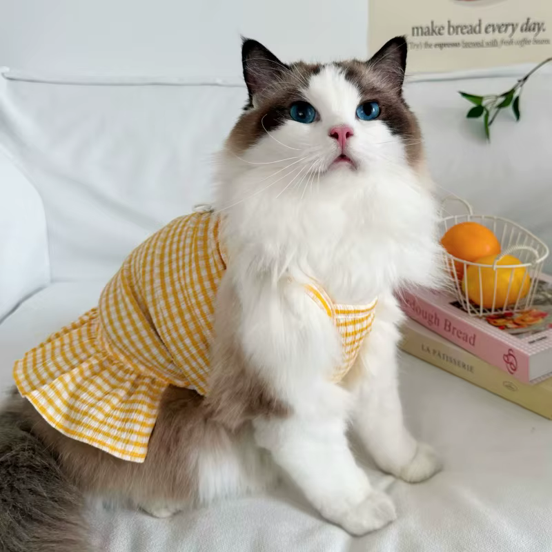 Vestido a cuadros de verano con volantes para perros y gatos - imagen 3