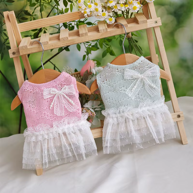 Vestido calado de verano para perros y gatos – Estilo caniche con lazo - imagen 5
