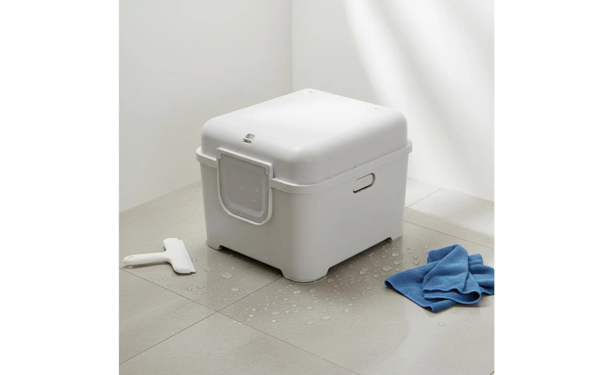 Tapa extraíble de caja de arena cerrada