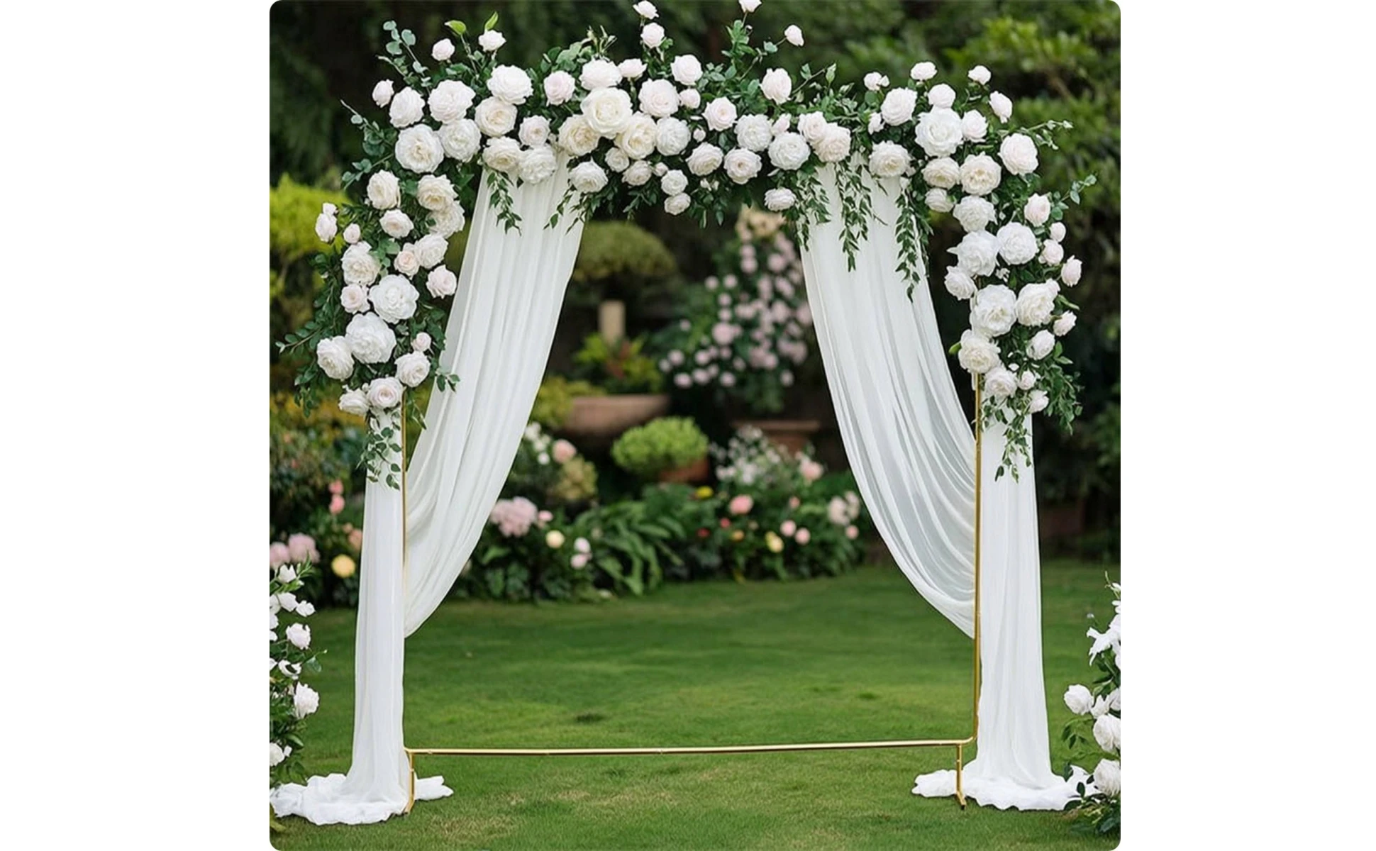 Soporte de arco metálico dorado