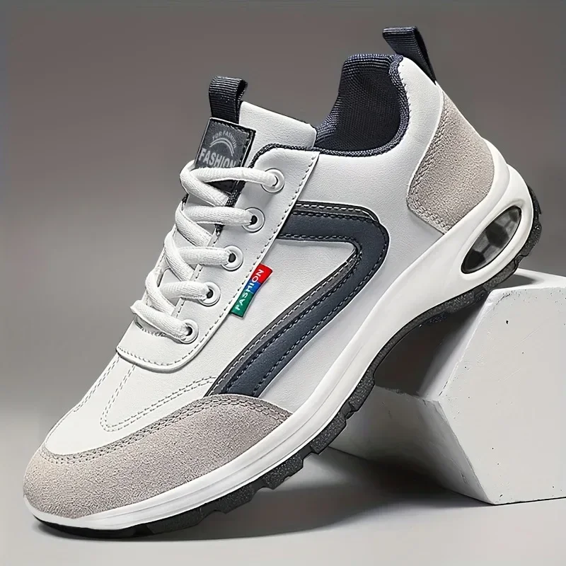 Vista frontal de las zapatillas HOZNANSHI