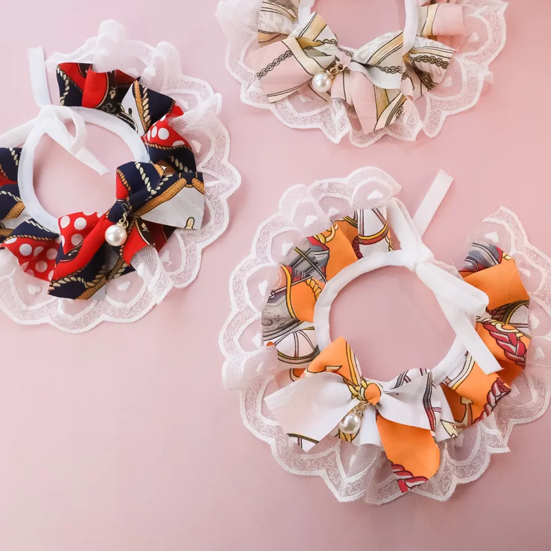 Collar para mascotas con lazo de encaje en corazón