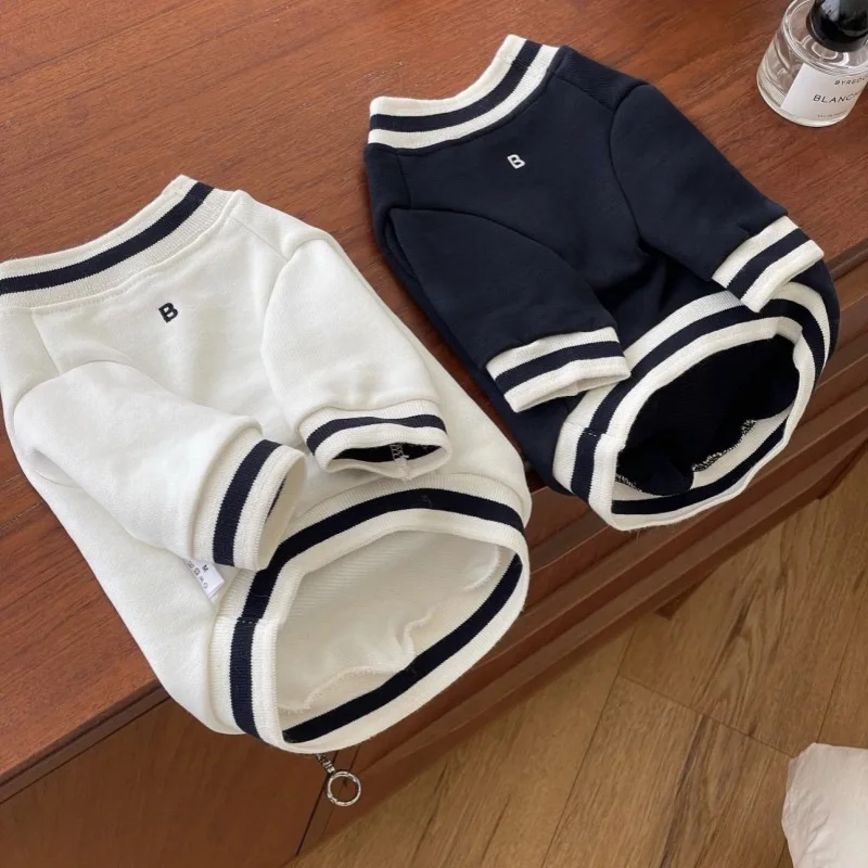 Sudadera con capucha de terciopelo para mascota pequeñas