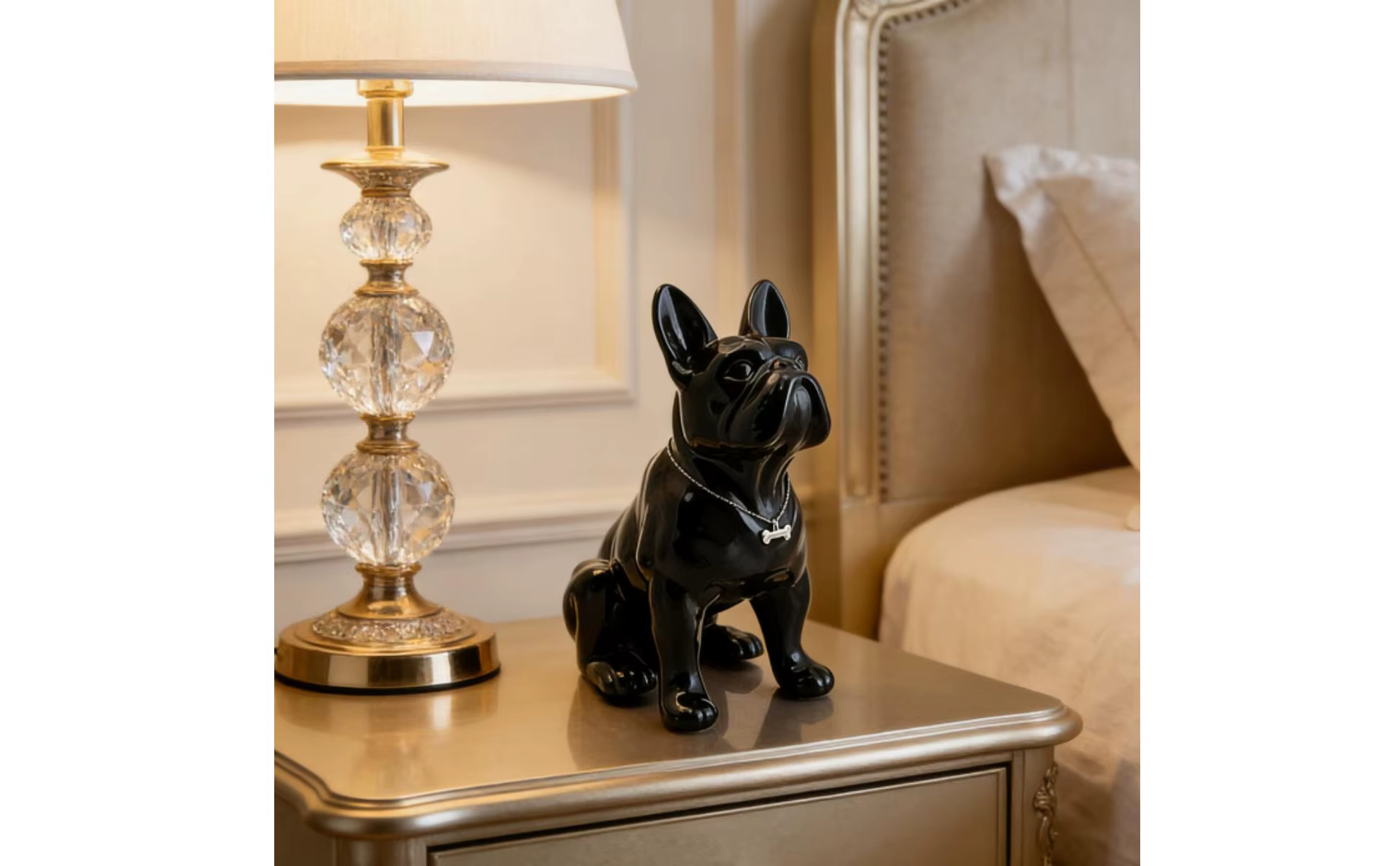 Figura coleccionable de Bulldog Francés con acabado brillante