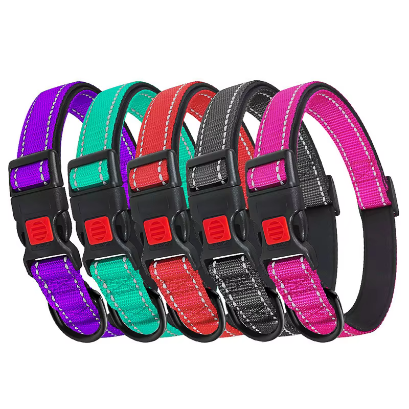 Collar ajustable de nailon con hebilla de seguridad para perros y gatos - imagen 4