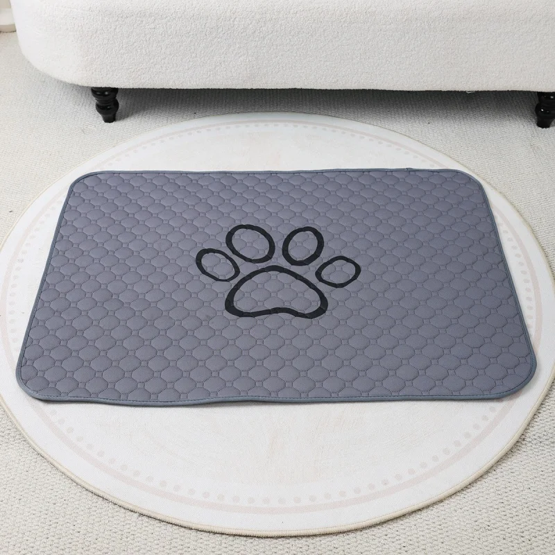 Protección práctica para mantener la cama seca