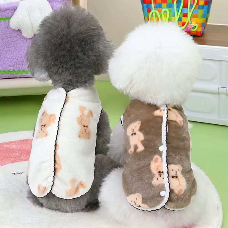 Abrigo cálido de felpa para perros y gatos con estampado de oso - imagen 5