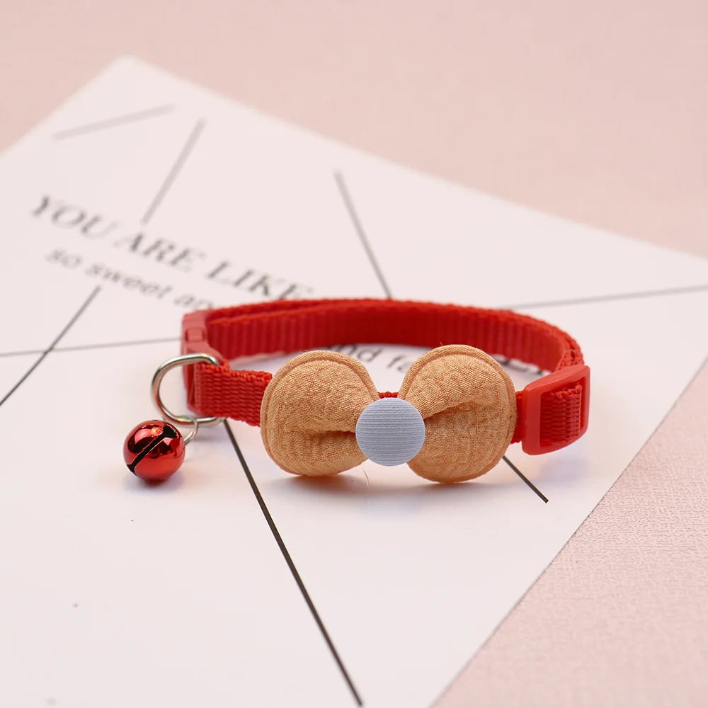 Collar ajustable con lazo y campana para perros y gatos pequeños - imagen 3