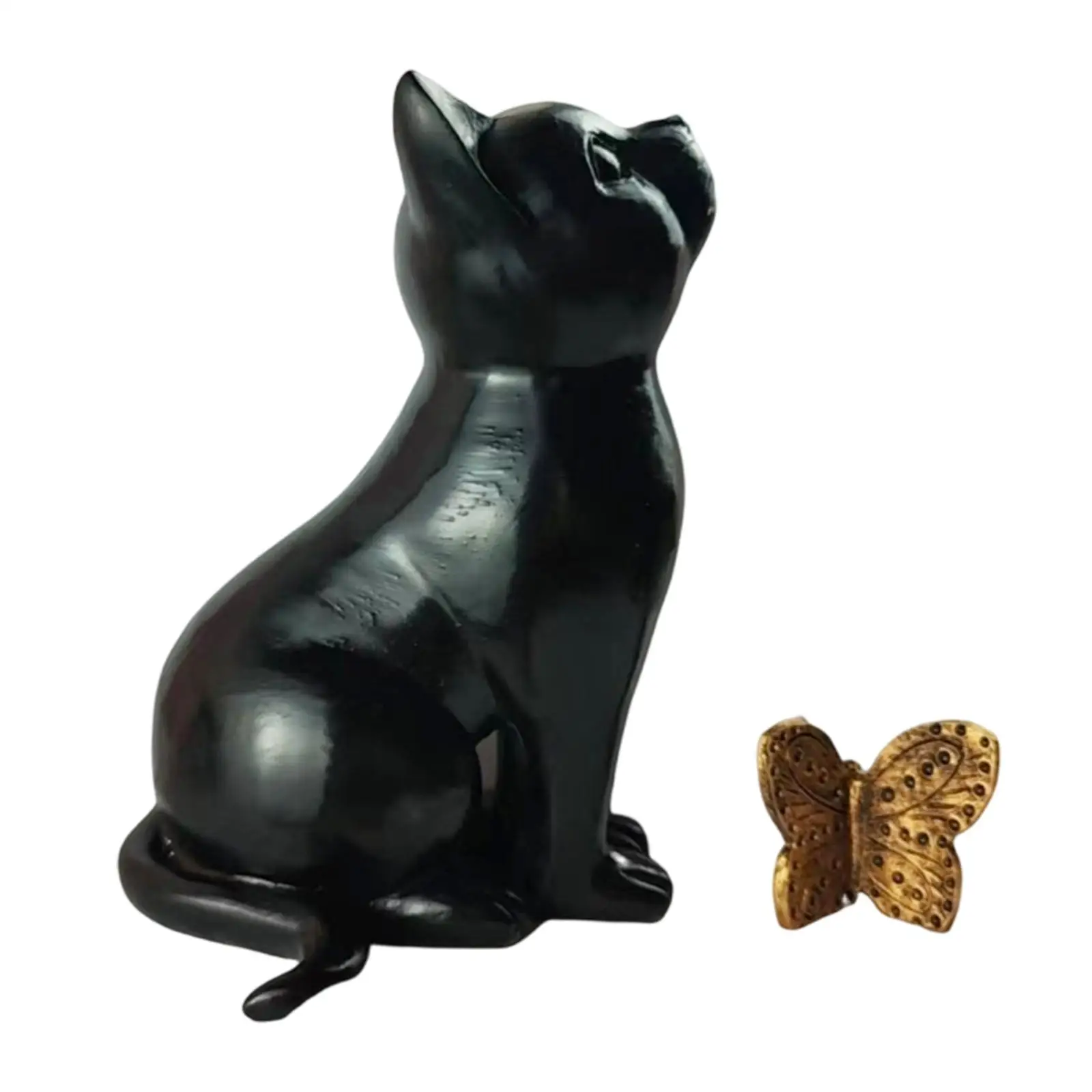 Gato decorativo en jardín exterior