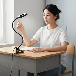 Lámpara con clip regulable y cuello flexible para gatos y perros