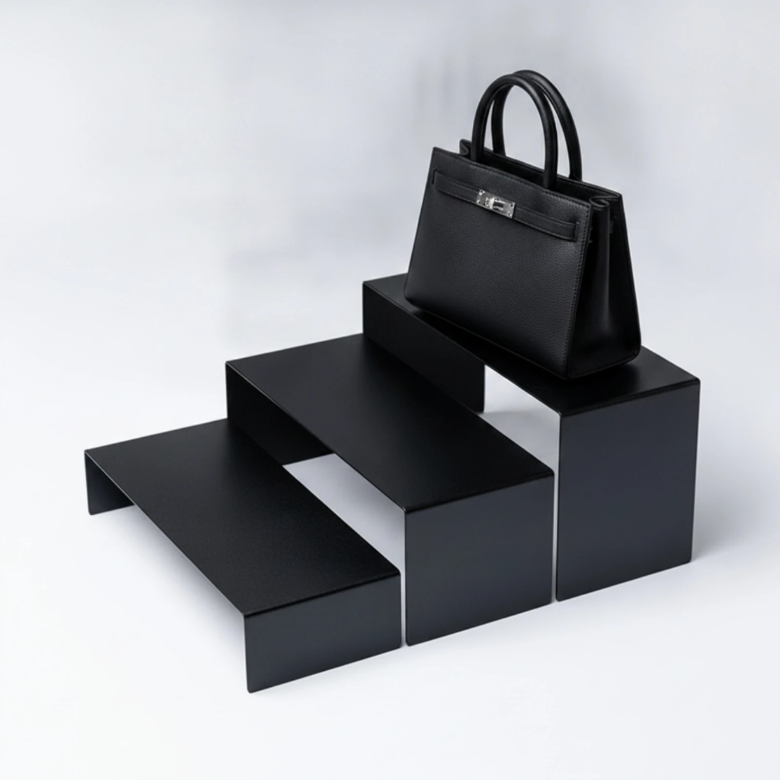 Expositor U para Zapatos – Soporte Moderno y Resistente para Tiendas