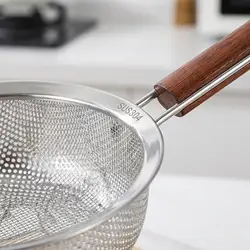 Colador de malla fina de acero inoxidable con mango ergonómico