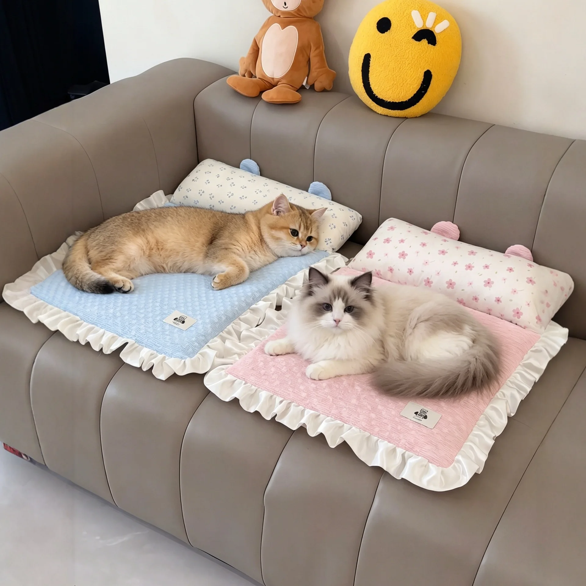 Colchoneta refrescante de hielo para gatos y perros pequeños - imagen 3