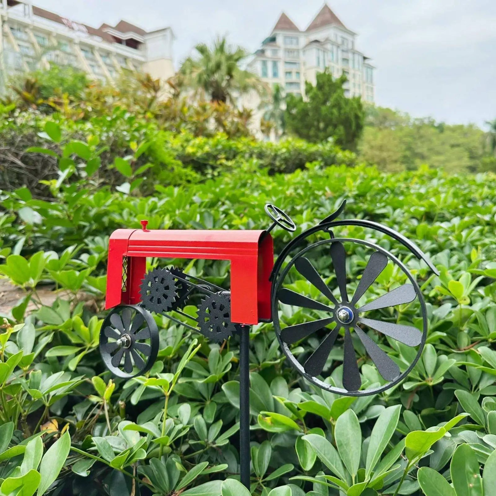 Escultura cinética de metal para jardín – Resistente a la intemperie - imagen 4
