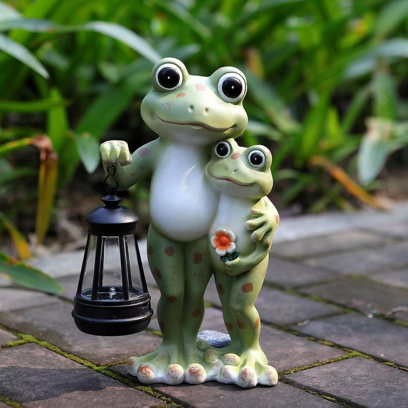 Estatua de rana con luz solar para jardín, adorno de resina - imagen 2