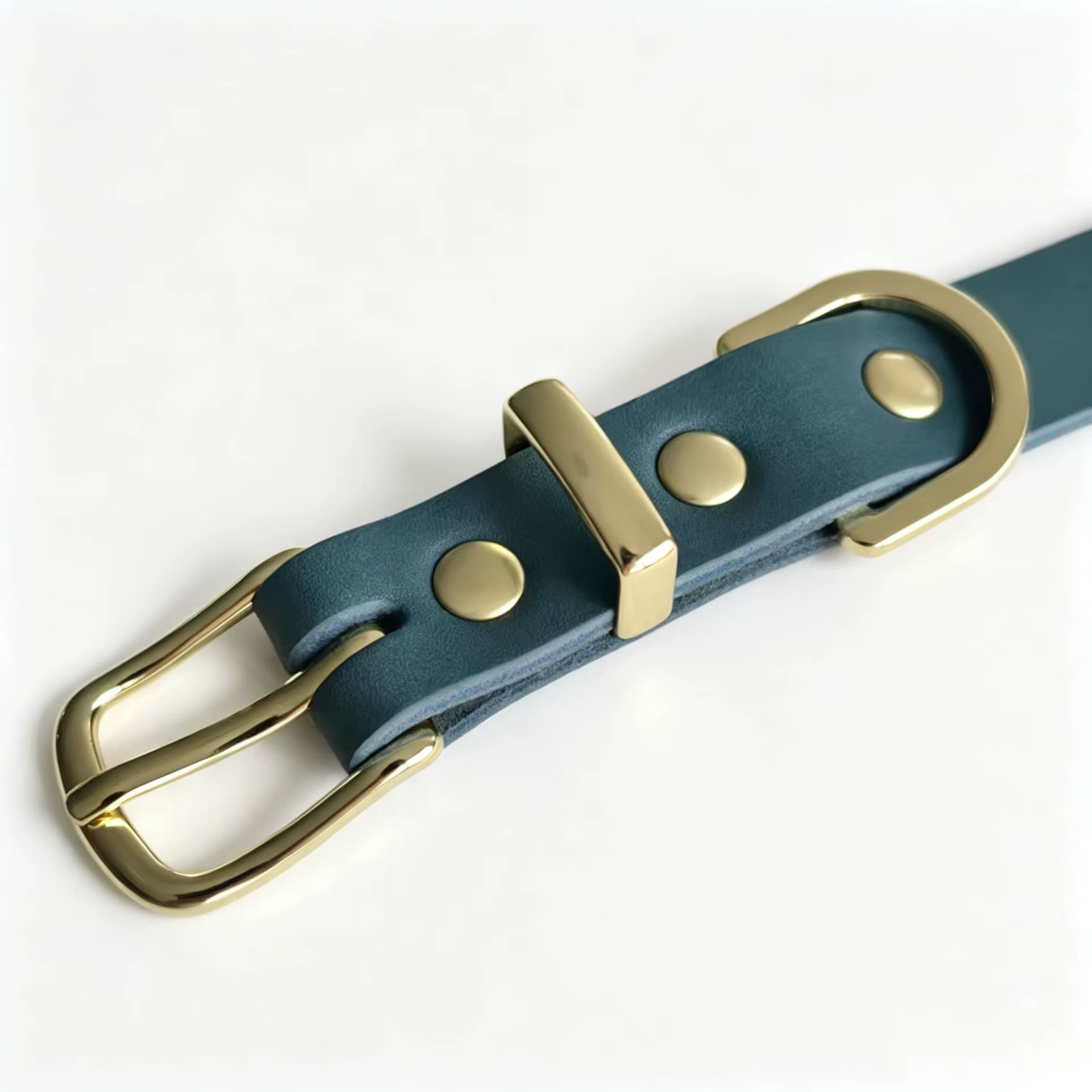 Collar de cuero clásico ajustable para perros pequeños y grandes - imagen 4