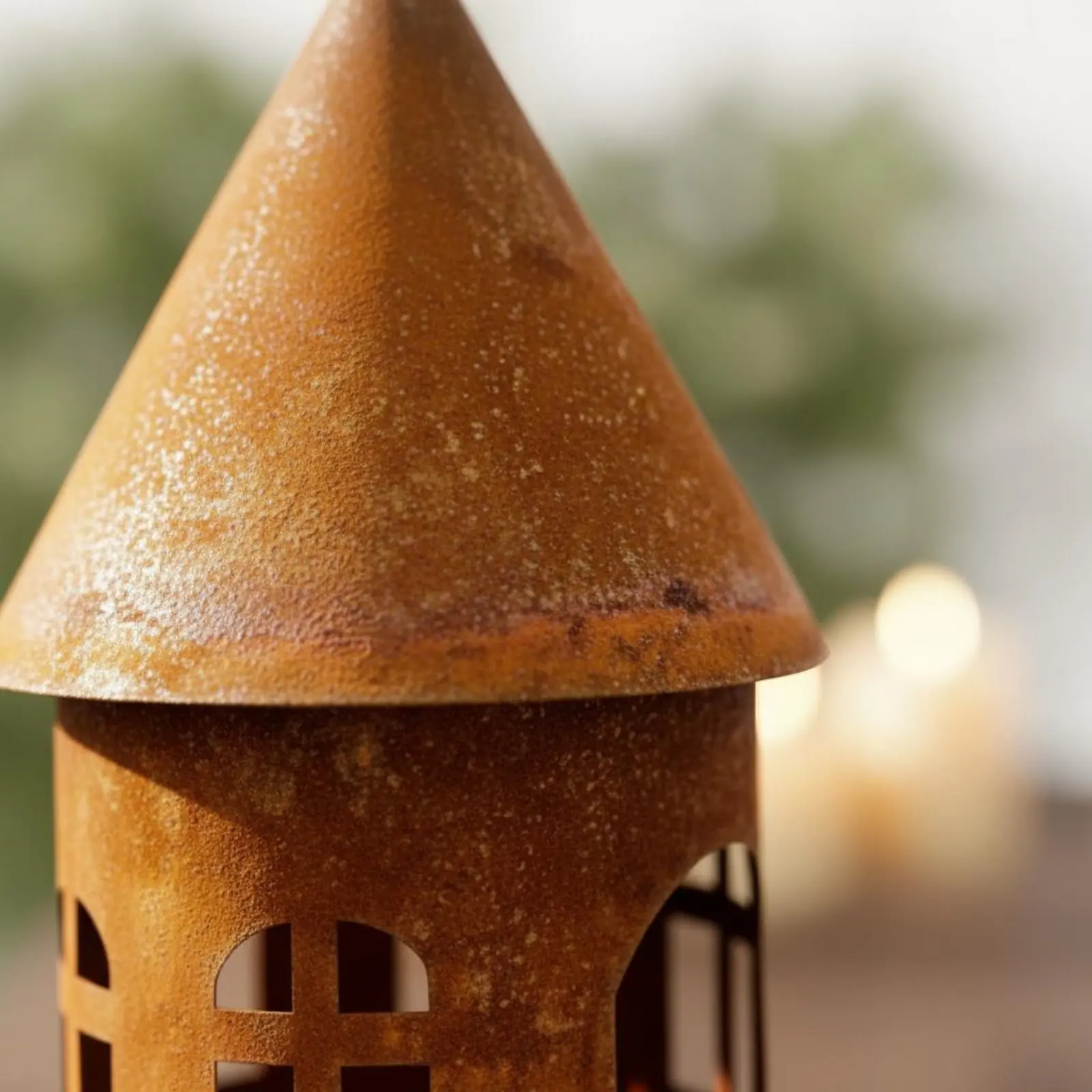 Farol metal envejecido rústico para jardín, ideal gatos y perros - imagen 3