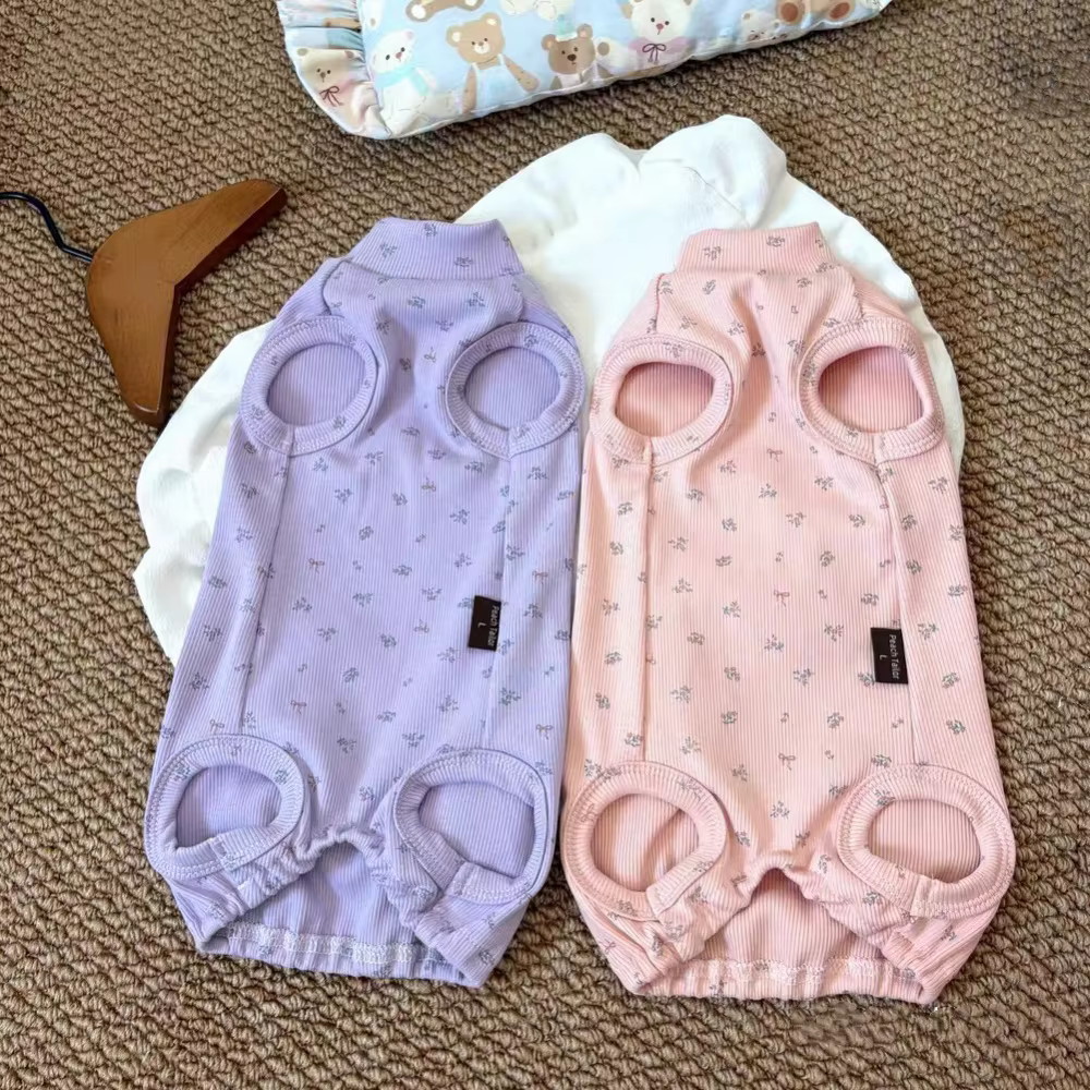 Pijama algodón acanalado floral rosa para gatos Sphynx