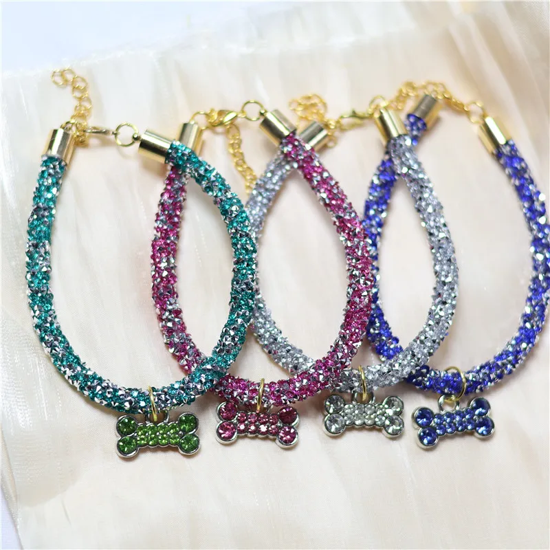 Collar brillo detalle