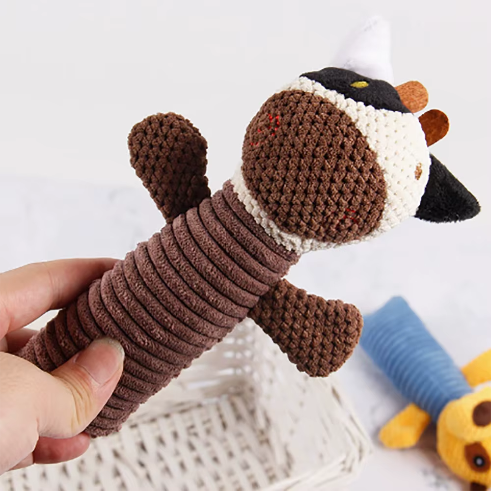 Juguete chirriante para perros cachorros con hueso de patata - imagen 3