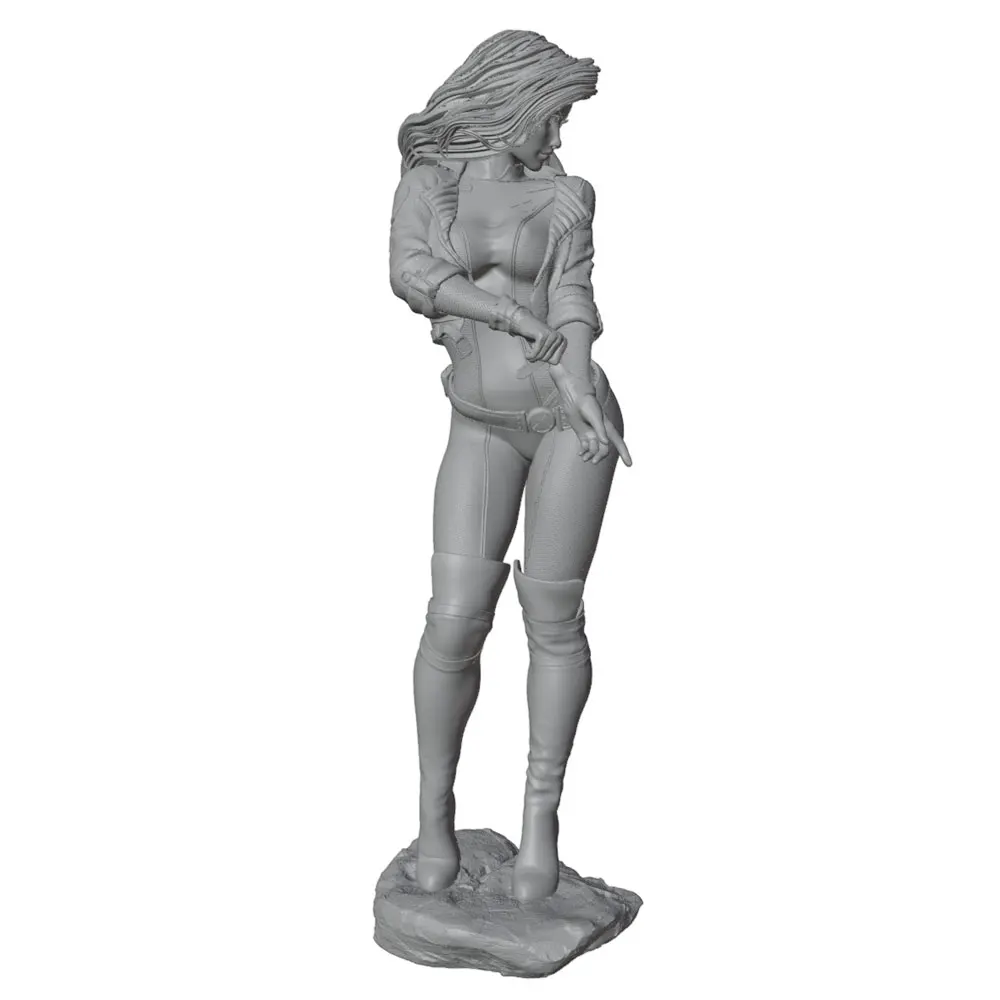 Detalle de los rasgos y vestimenta de la figura