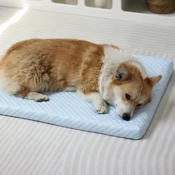Alfombra refrescante antideslizante y lavable para gatos y perros