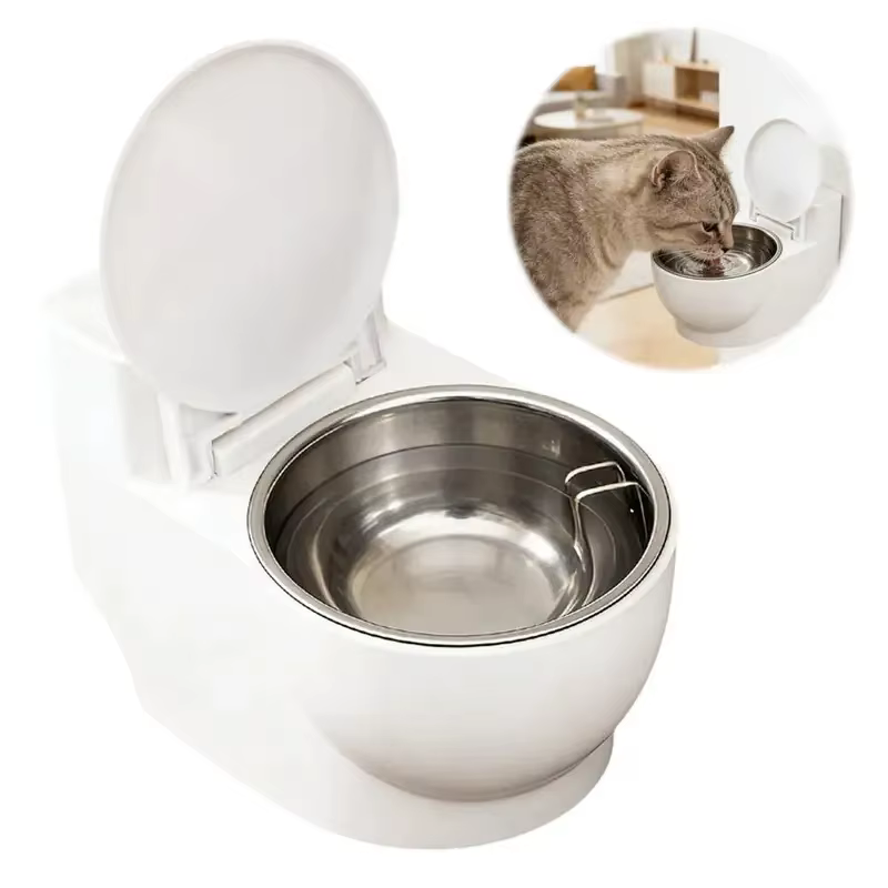 Bebedero con forma de inodoro para gatos y perros pequeños - imagen 3