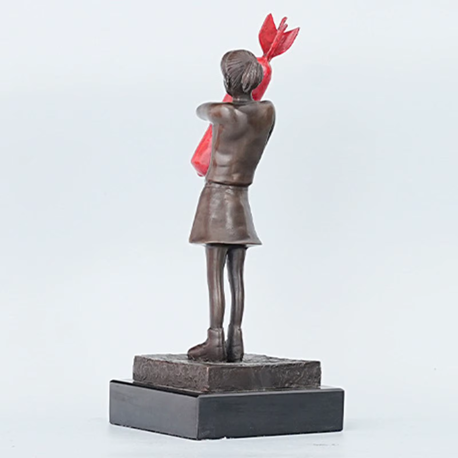 Figura decorativa de latón para gatos y perros, chica moderna