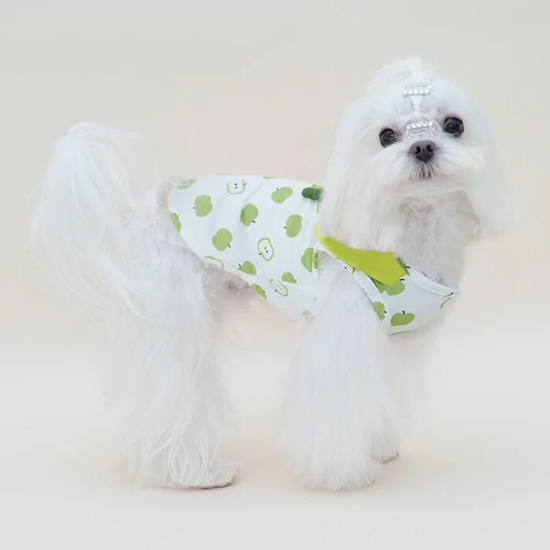 Vista lateral de la camiseta para perro pequeño