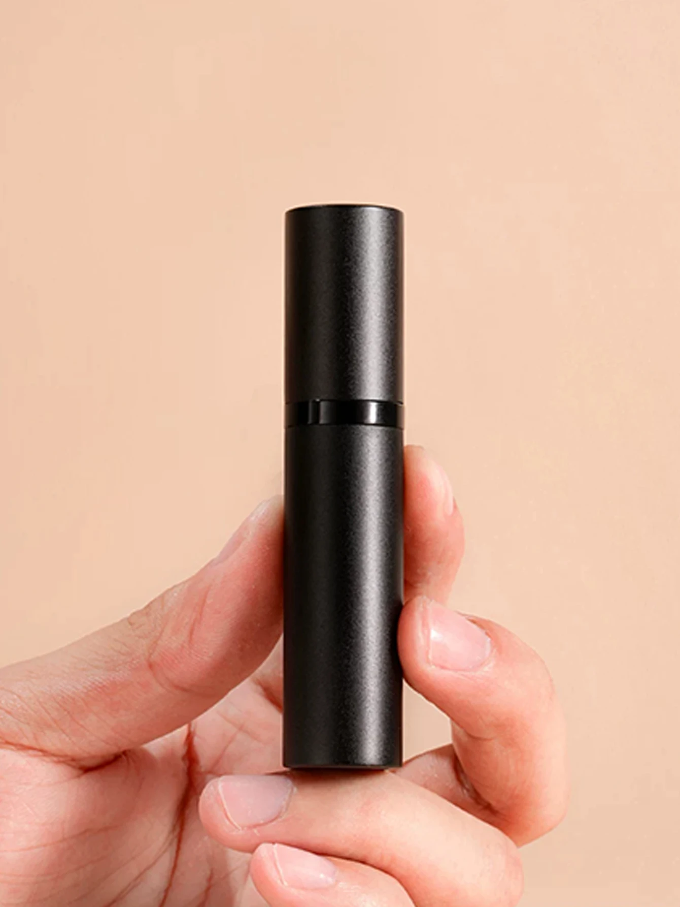 Pulverizador compacto con estuche